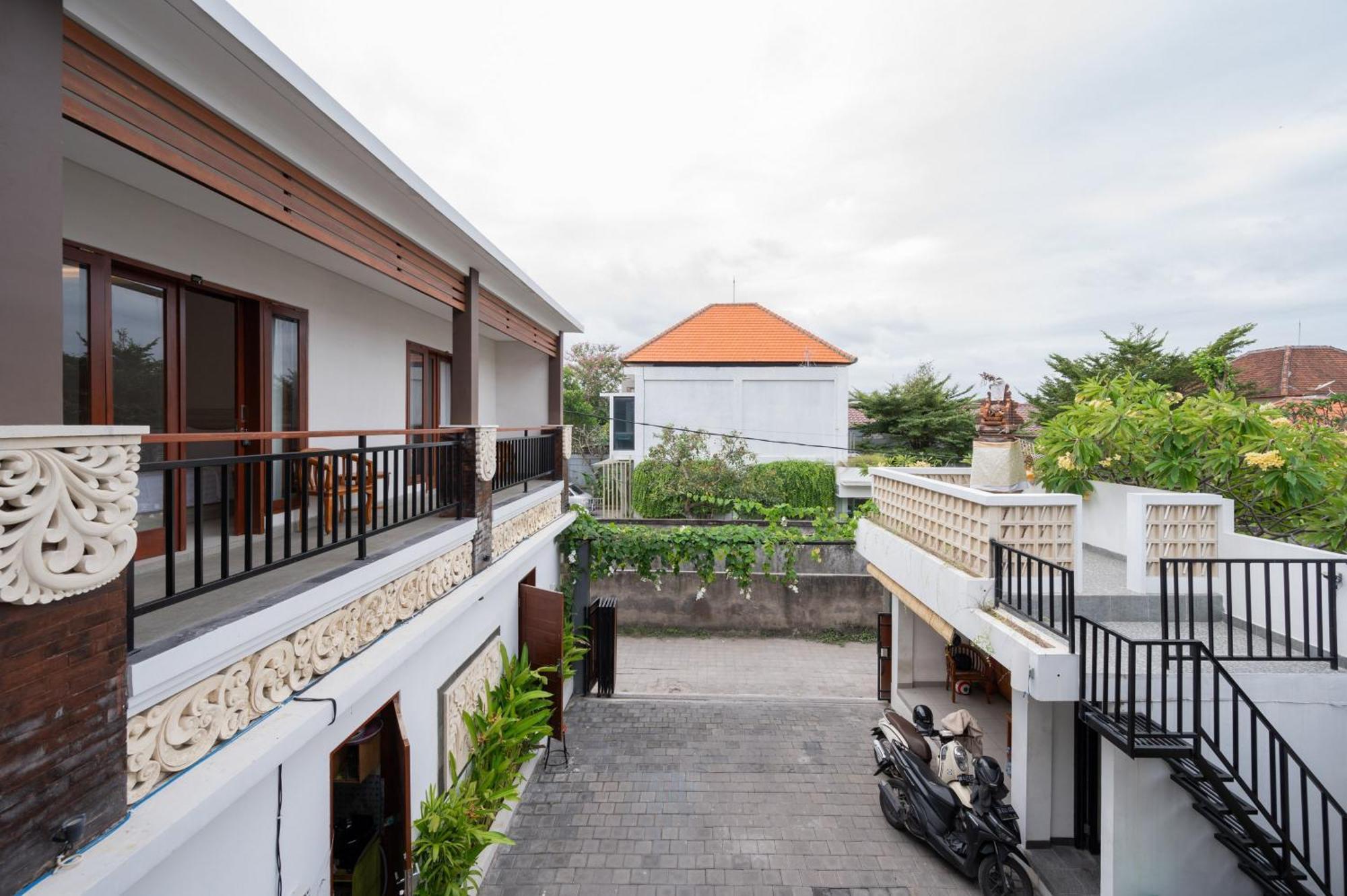 Reddoorz Plus At Yasa'S Living Denpasar Sanur Buitenkant foto