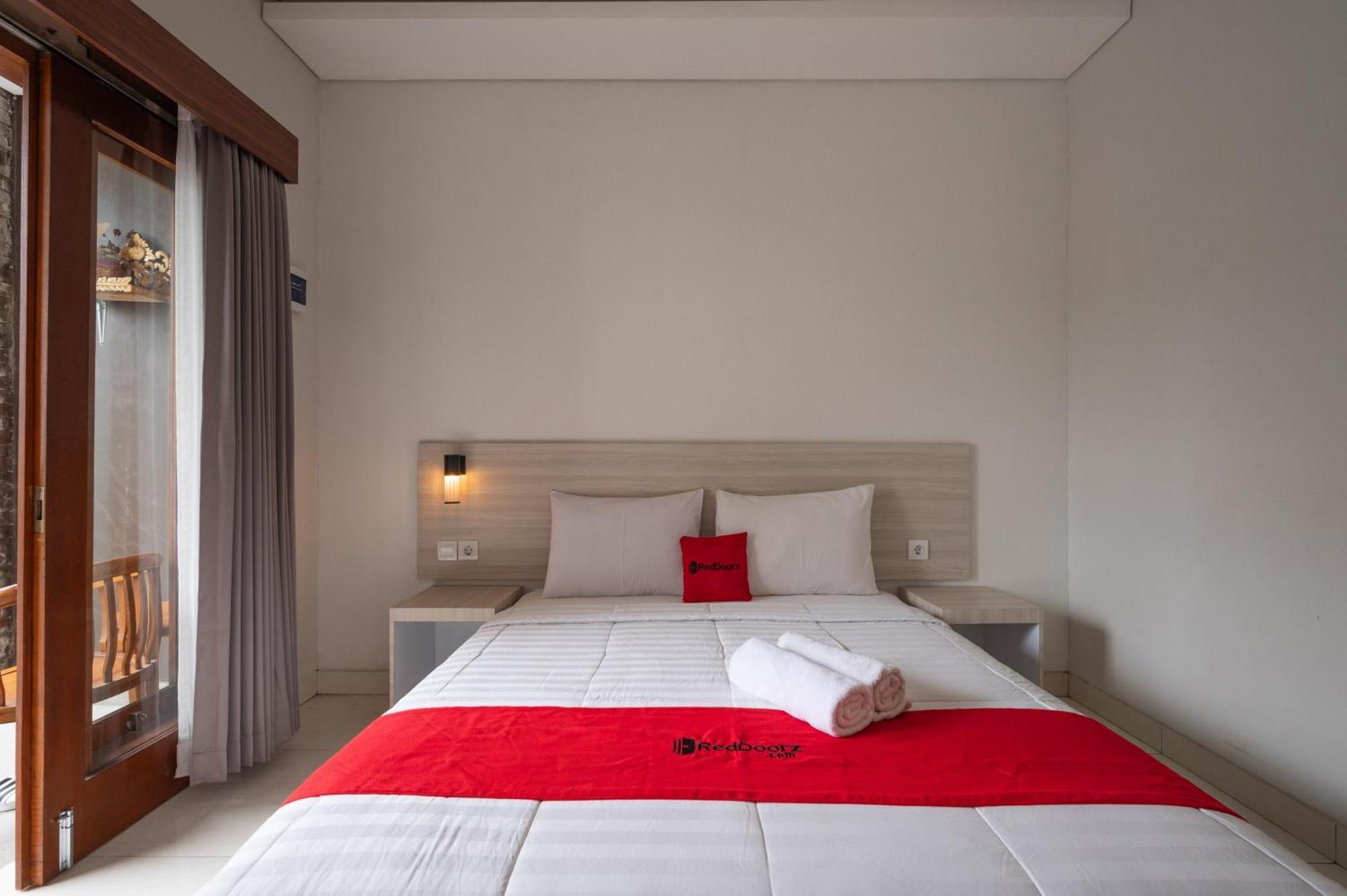 Reddoorz Plus At Yasa'S Living Denpasar Sanur Buitenkant foto