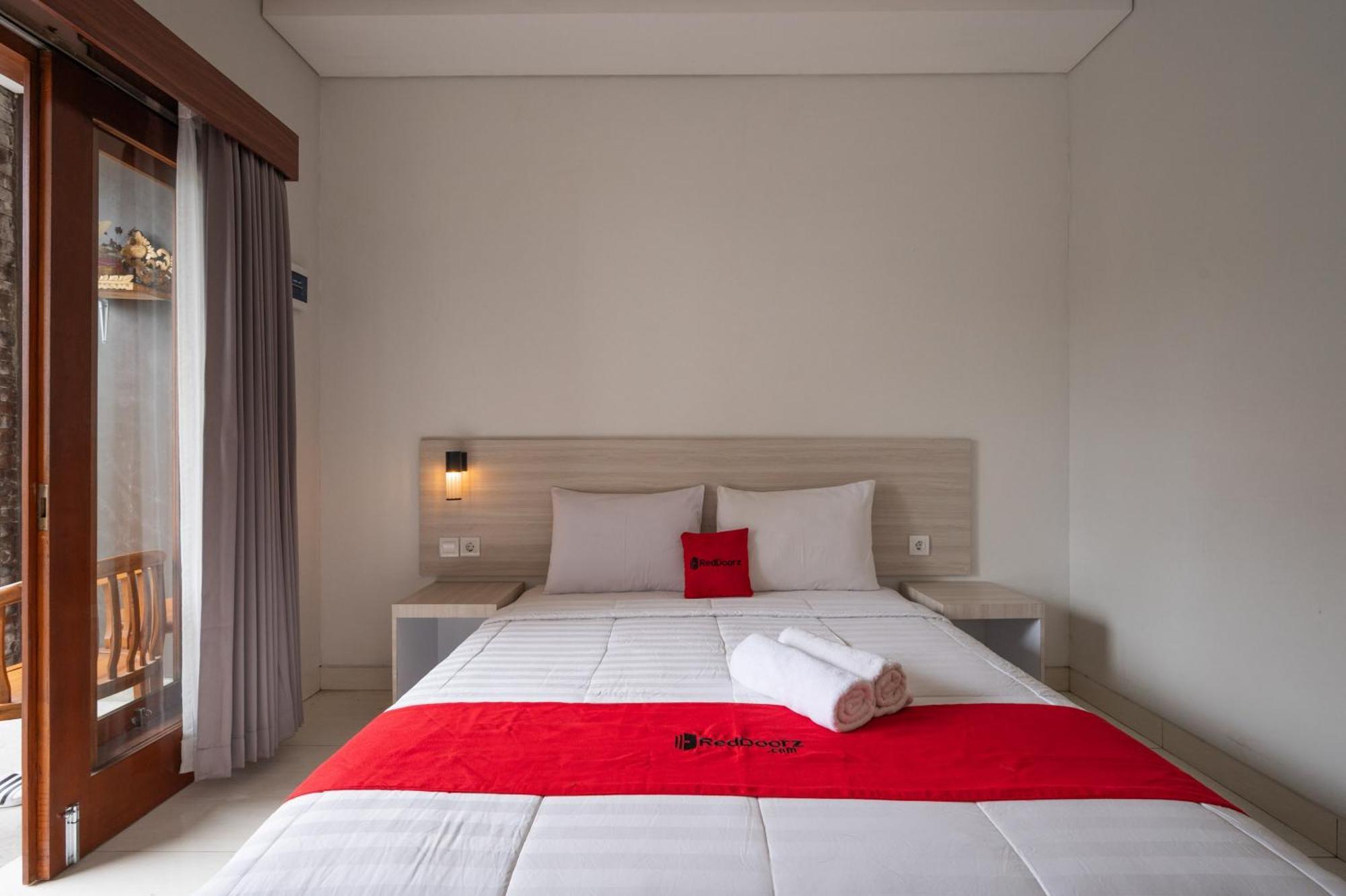 Reddoorz Plus At Yasa'S Living Denpasar Sanur Buitenkant foto